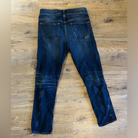 Express Modern Boyfriend Fit Jeans with Distressed Accents, Relaxed Fit Low Rise - Picture 2 of 5